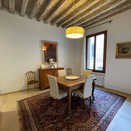 Appartamento Di Charme Veneza Exterior foto