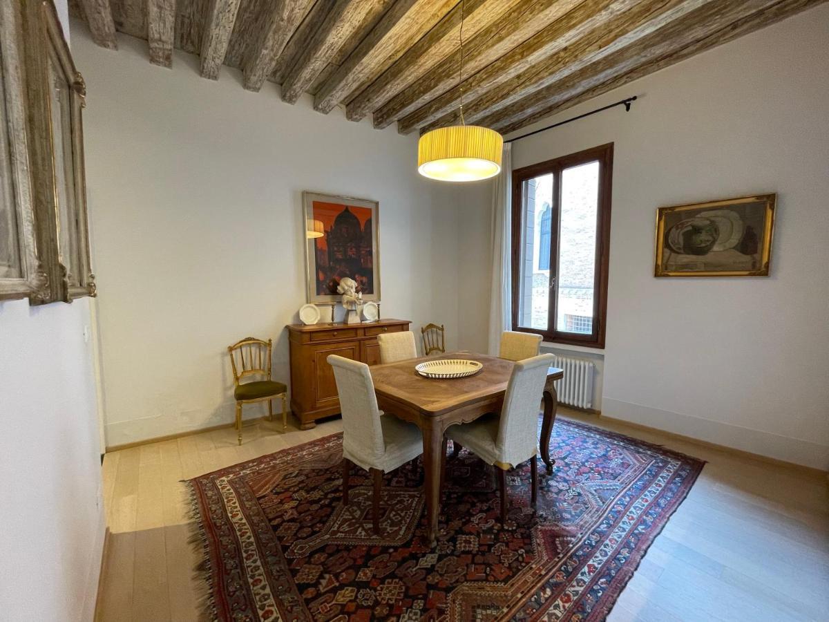 Appartamento Di Charme Veneza Exterior foto